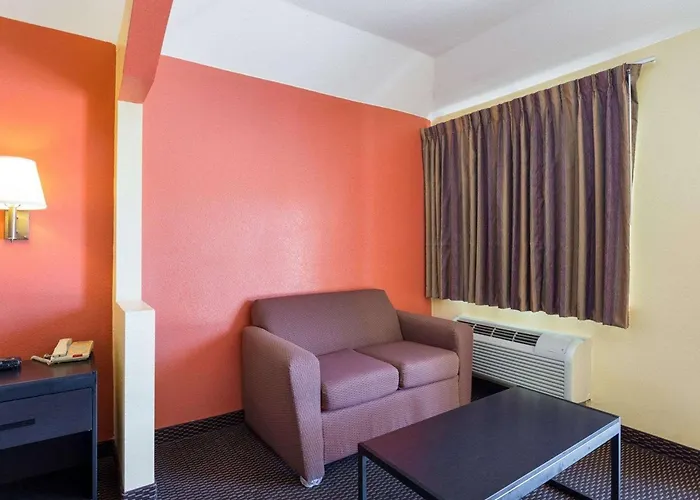 Rodeway Inn & Suites Humble